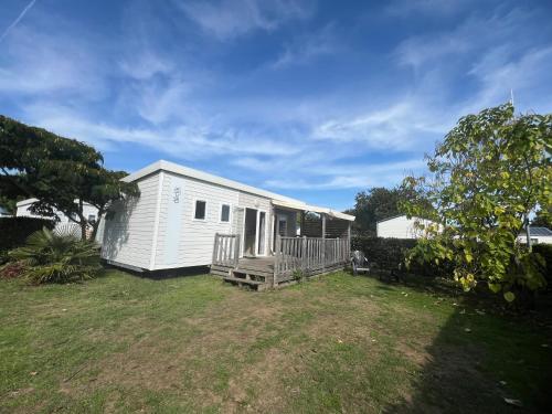 Edificio en el que se encuentra el camping