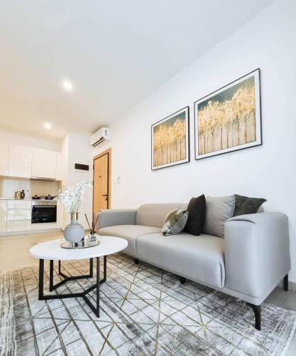 Real Homes One bedroom Nova Apartment 207E