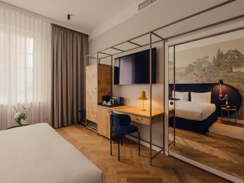 Flaner Hotel, WorldHotels Crafted — Bedroom