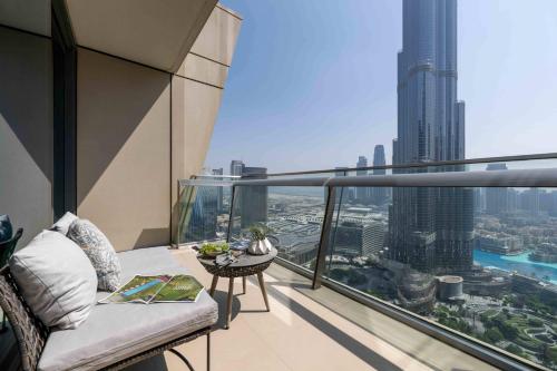 Frank Porter - Burj Vista 1