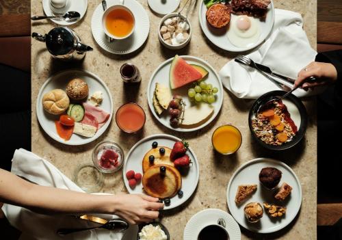 Еда / где поесть недалеко от отеля