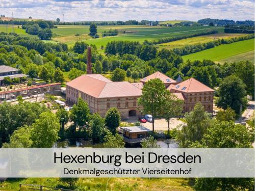 an aerial view of the keremulating bee professor building at HexenburgbeiDresden Stylishes Designerappartement mit Schlafsofa, Terrasse - Nähe Sächsische Schweiz Dresden in Großharthau
