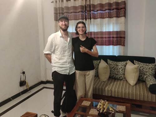 Khu vực ghế ngồi tại Kandy Nivahana Heights Homestay