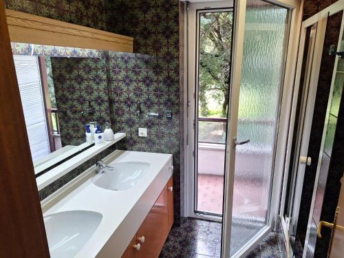 Ένα μπάνιο στο Belverde al Lago