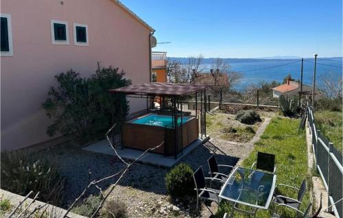 Beautiful Home In Podstrana