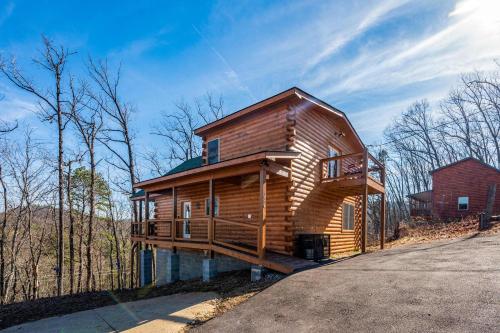 Luxury Cabin with Hot Tub and Resort Access photo 46