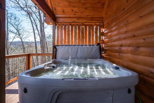 Luxury Cabin with Hot Tub and Resort Access photo 37