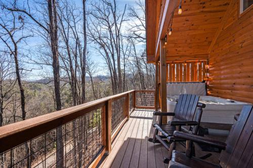 Luxury Cabin with Hot Tub and Resort Access photo 41