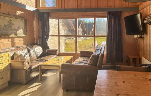 Posezení v ubytování Pet Friendly Apartment In Ljørdalen