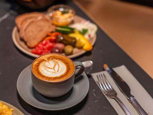 Jídlo v hotelu nebo okolí