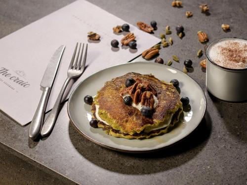 Comida en o cerca de este hotel