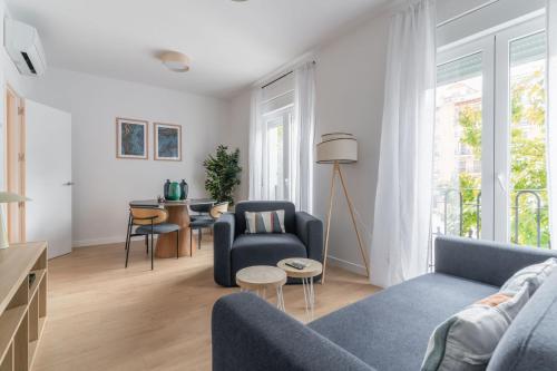 Renovated Modern -4 bedrooms 2baths-Salamanca