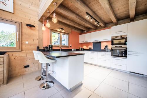 Chalet Jaji Morzine - by EMERALD STAY
