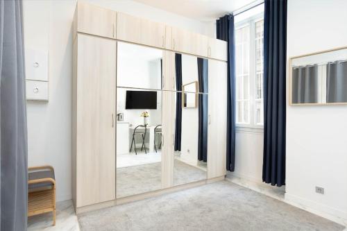 Modern studio next to Roland Garros Stadium