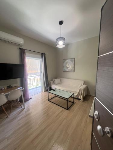 Modern studio in Dafni