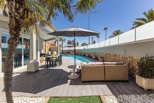 Quiet Villa Near The Beach, Opcional Heated Pool