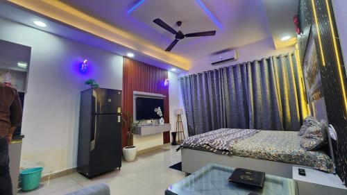 Postel nebo postele na pokoji v ubytování FeelsGood Stay