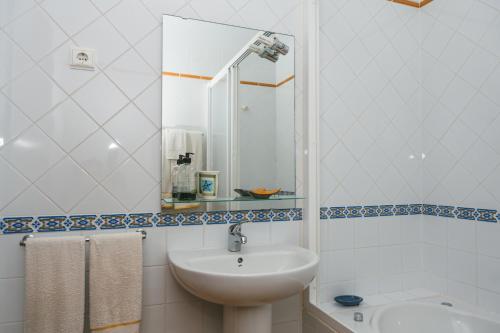 Koupelna v ubytování Alojamento Da Cunha