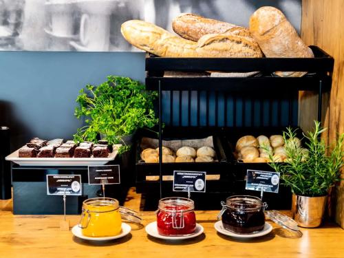 Mâncare la sau în apropiere de acest hotel