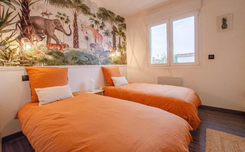 Ένα ή περισσότερα κρεβάτια σε δωμάτιο στο La jouquiniere