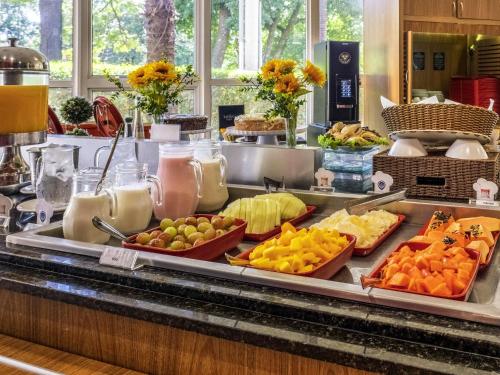 Jídlo v hotelu nebo okolí