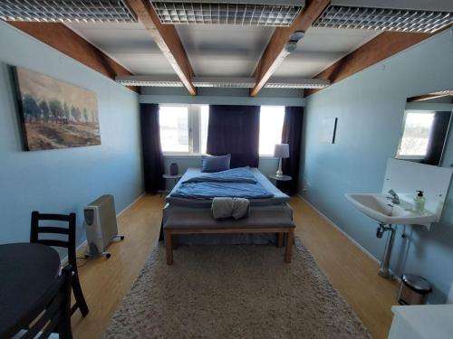 Afbeelding uit fotogalerij van Solheim Guesthouse in Dverberg