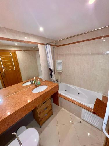 Koupelna v ubytování Vilamoura apartment
