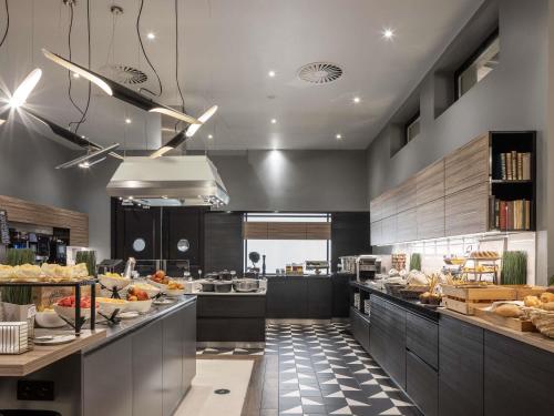 Jídlo v hotelu nebo okolí