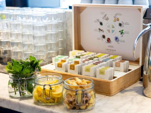 Jídlo v hotelu nebo okolí