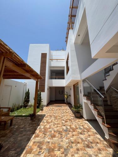 Edifici on està situat l'hostal o pensió