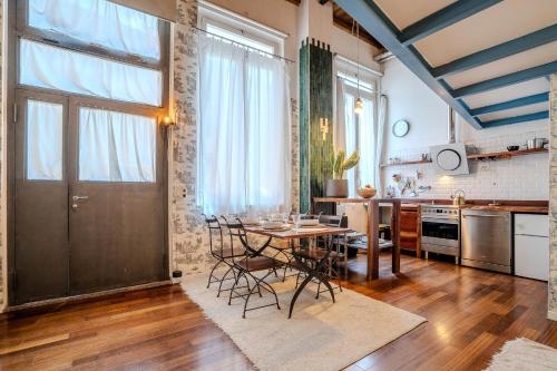 LOFT near Bocconi university and fondazione Prada