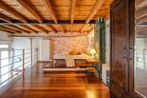 LOFT near Bocconi university and fondazione Prada