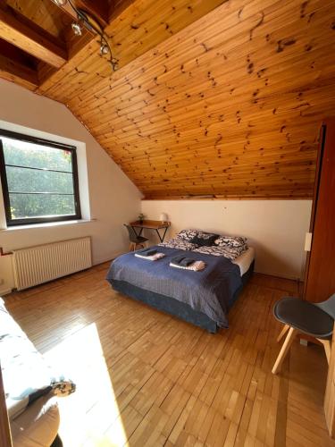 Ένα ή περισσότερα κρεβάτια σε δωμάτιο στο Prime Home SOPOT HILL