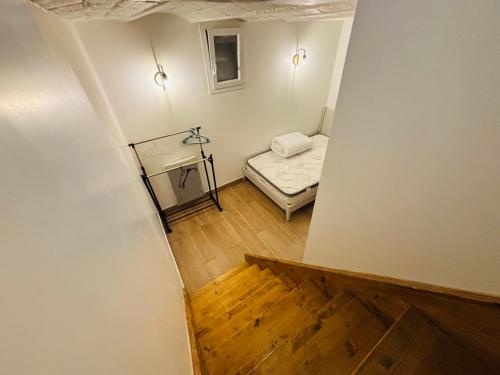 2-bedrooms apart near the Eiffel Tower