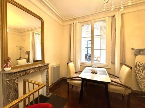 2-bedrooms apart near the Eiffel Tower