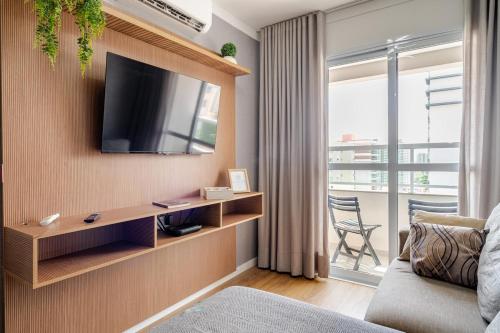 Et tv og/eller underholdning på Descanse perto da USP - HRAC - Facop e Shopping Bauru