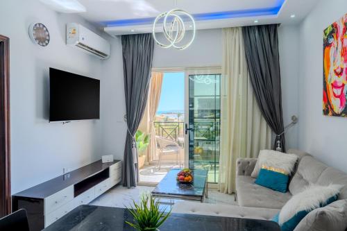 Strandapartment mit Meerblick & Pool im Juliana Beach Resort, Hurghada