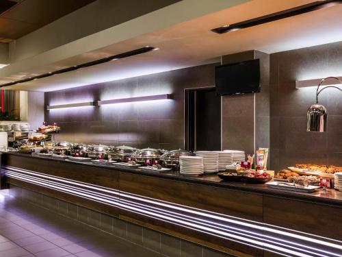 Jídlo v hotelu nebo okolí