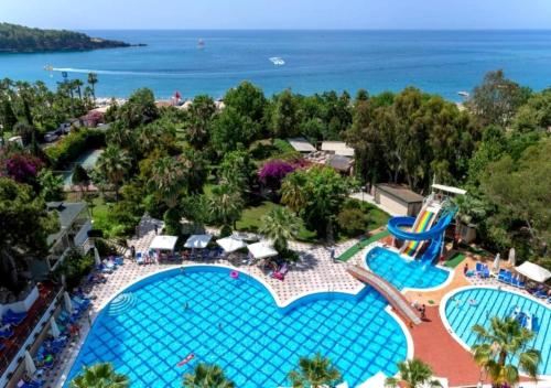 Bazén v ubytování Sentido Lycus Beach Hotel - All Inclusive nebo v jeho okolí