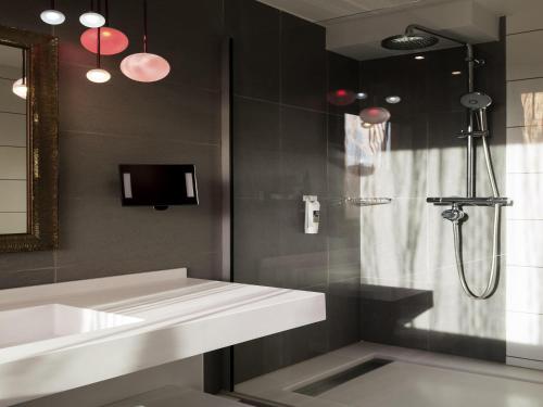 Bilik mandi di Mercure Lyon Centre - Gare Part Dieu