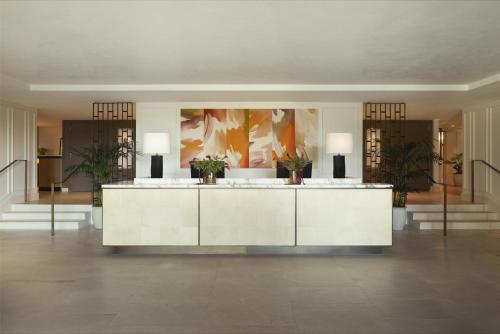 L'Ermitage Beverly Hills photo 40