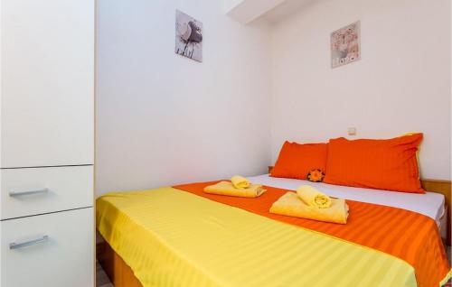 Gorgeous Apartment In Baska With Swimming Pool