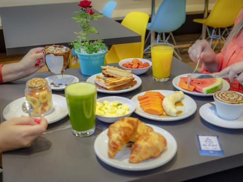 Jídlo v hotelu nebo okolí