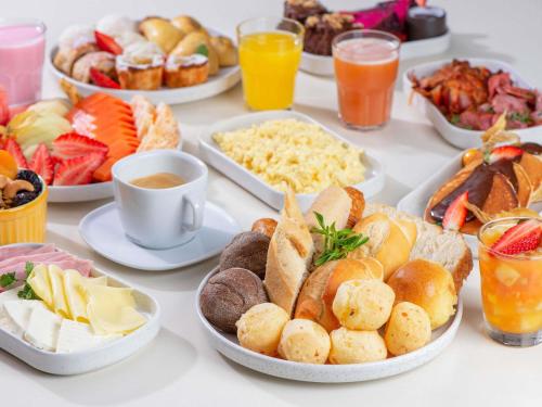 Φαγητό σε αυτό το ξενοδοχείο ή κάπου εκεί κοντά