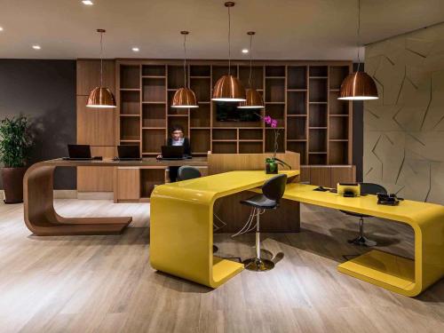 Χώρος καθιστικού στο Novotel RJ Praia de Botafogo