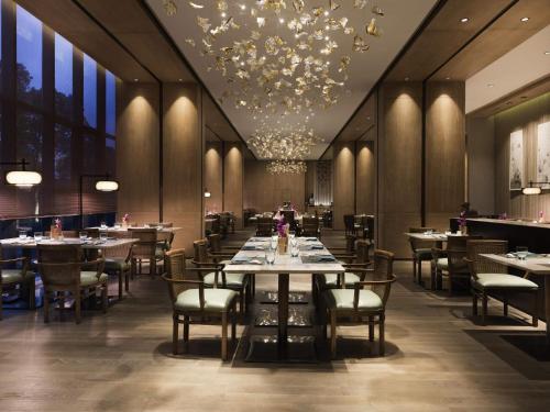 Εστιατόριο ή άλλο μέρος για φαγητό στο Novotel Shanghai Clover