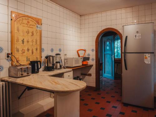 Kuchyň nebo kuchyňský kout v ubytování TEROTERO Lake Hostel - Habitación Gutiérrez
