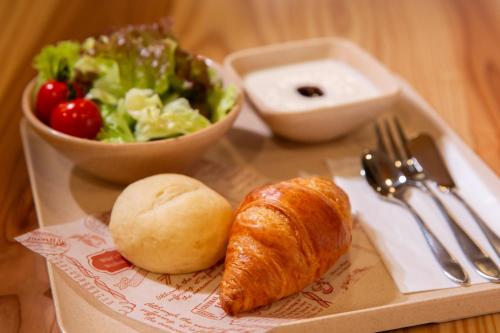 Φαγητό σε αυτό το ξενοδοχείο ή κάπου εκεί κοντά