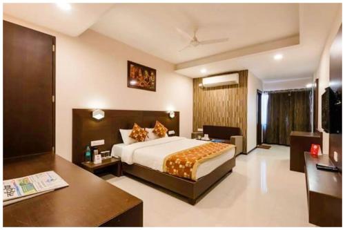 Photo de la galerie de l'établissement Hotel Shriniwash Residency Near Shri Mahakaleshwar Jyotirlinga Temple, à Ujjain