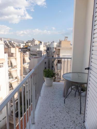 Sunny Penthouse in the Center of Athens